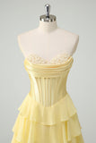 Fucsia A Line senza spalline corsetto Tiered Abito da cerimonia con volant