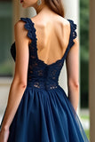 Navy A Line Spaghetti Straps Tiered Lace Abito da ballo lungo