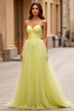 Tulle A Line Yellow Spaghetti Straps Abito da ballo a pieghe