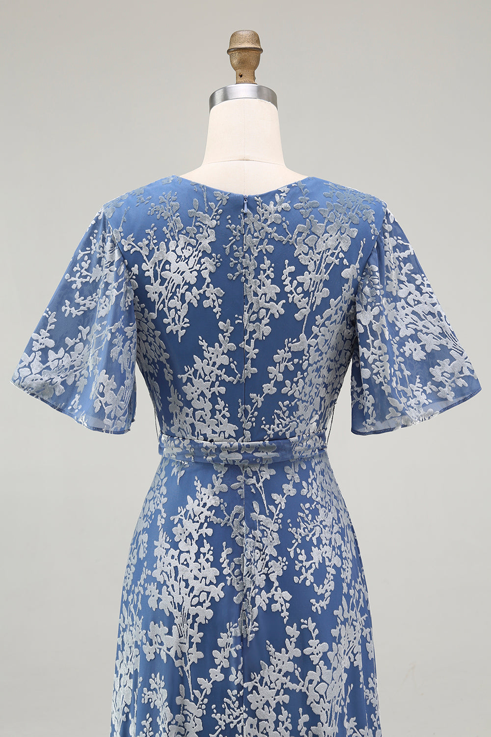 Abito lungo da ballo in velluto burnout verde scuro con maniche corte