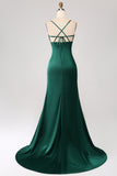 Verde scuro Sirena Spaghetti Straps Satin Prom Dress con pieghe