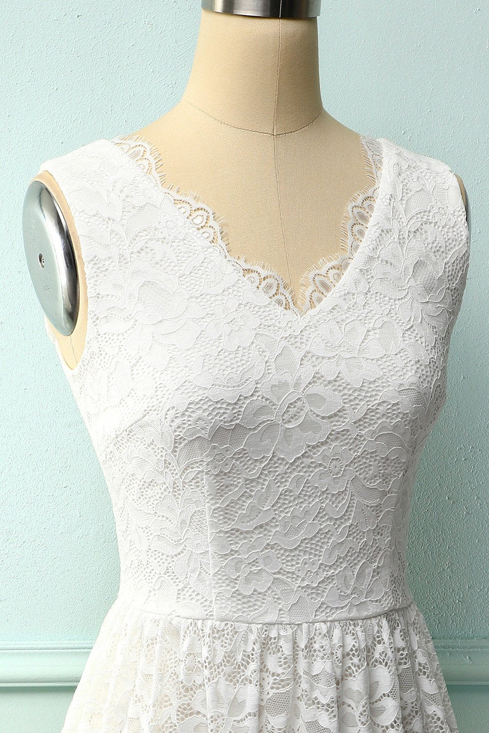 Abito in pizzo formale scollo a V bianco