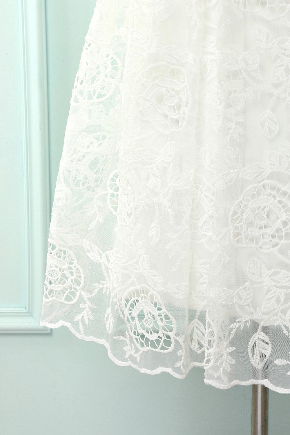 Abito di pizzo longuette bianco