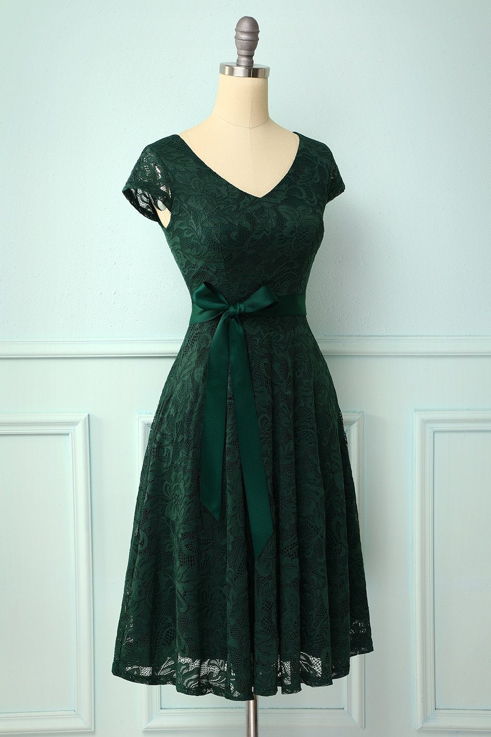 Abito in pizzo verde damigella d'onore con scollo a V