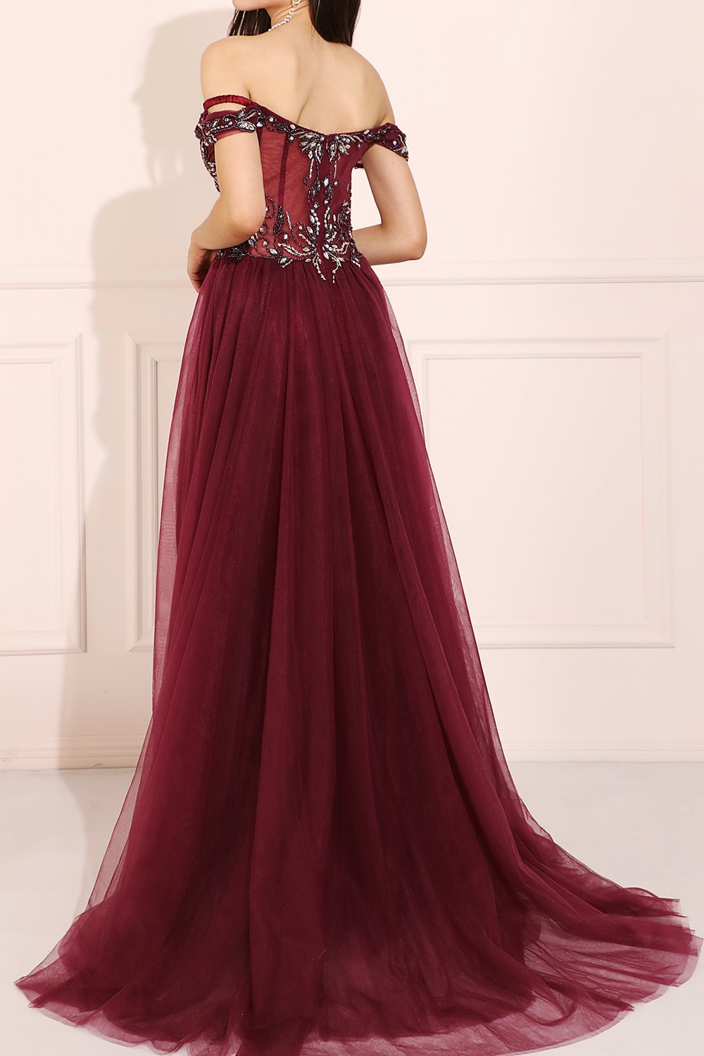 Abito lungo da ballo bordato bordeaux