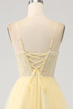 Tulle in rilievo giallo chiarovestito da ballo con spacco