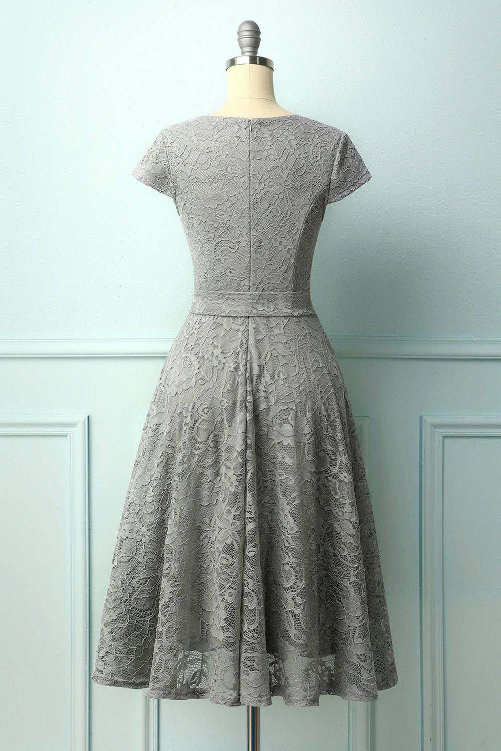 Abito longuette di pizzo grigio