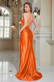Abito da ballo lungo fucsia a sirena con spalline lunghe con spacco