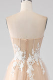 A-Line Champagne senza spalline Corsetto vestito da ballo con applicazioni