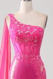 Sparkly fucsia sirena monospalla appliques abito da ballo con fessura
