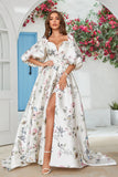 Abito da sposa con strascico cappella in raso floreale avorio