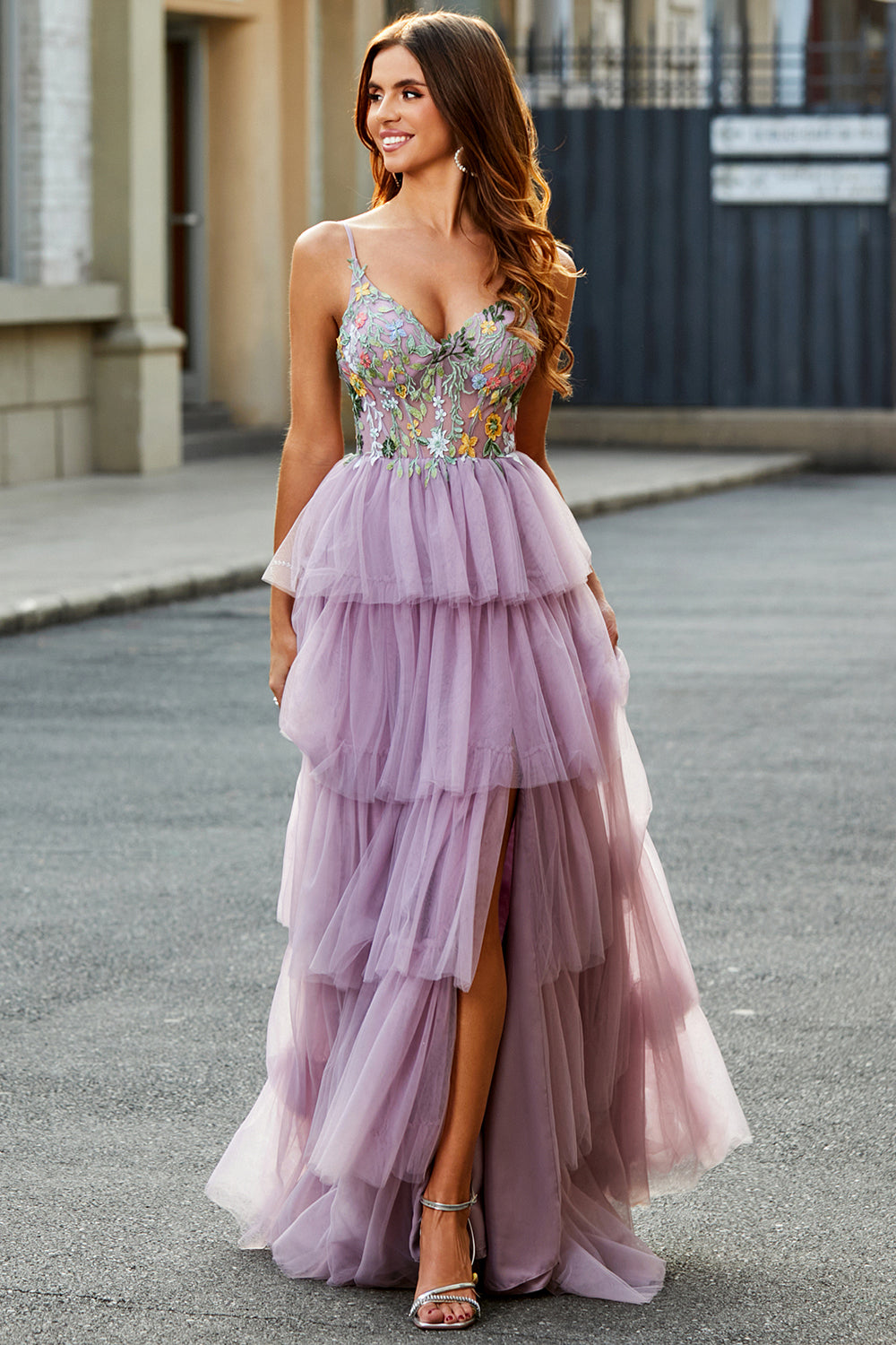 A-Line Tulle Corsetto lungo a più livelli Malva Prom Dress con applicazioni