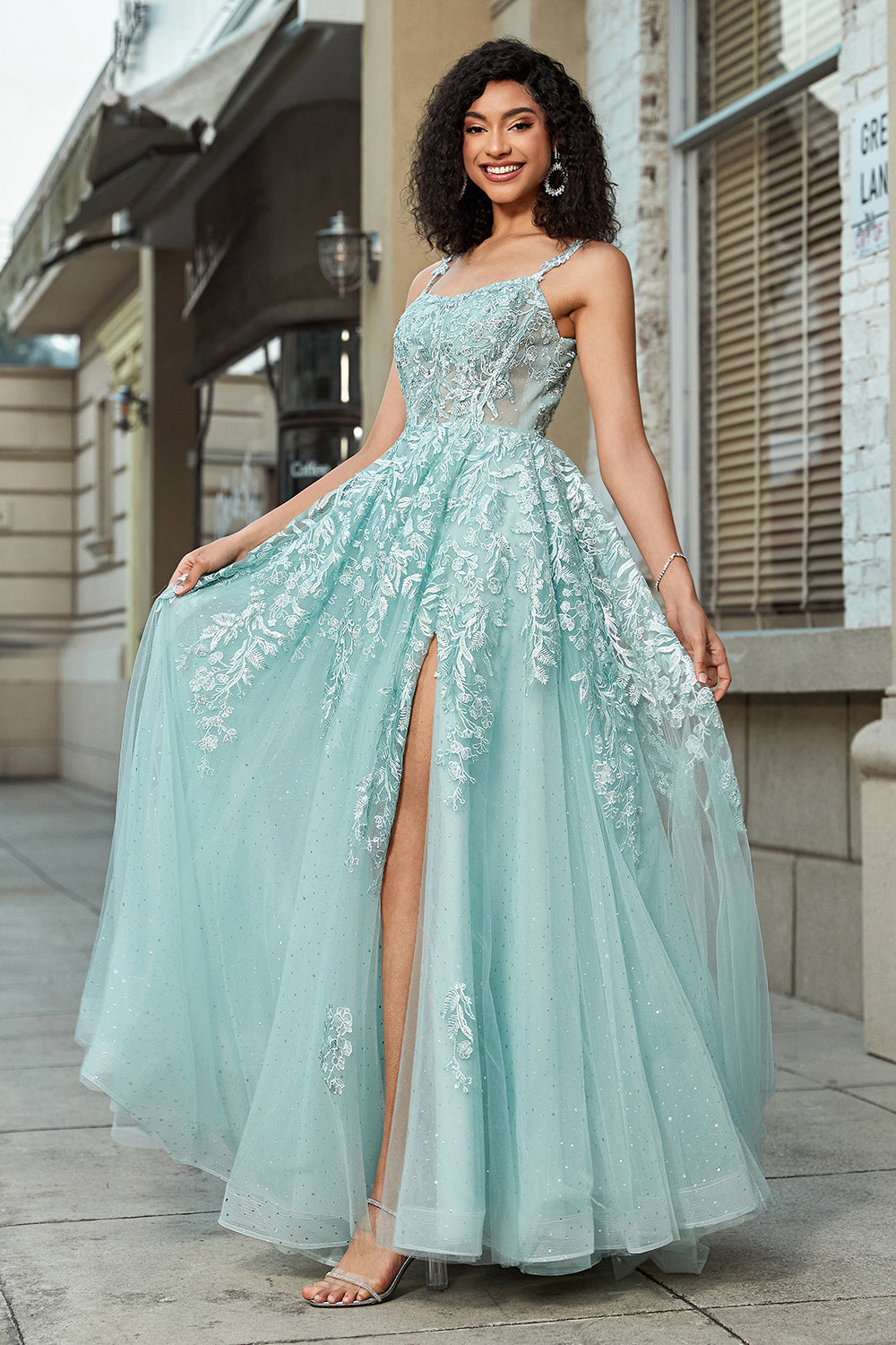 Splendida linea di spalline sottili menta corsetto abito da ballo con appliques