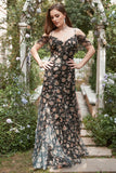 Abito da ballo in chiffon nero con floreale