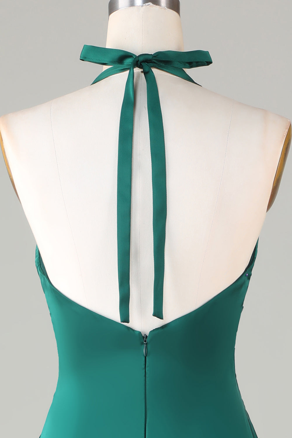 Abito da damigella d'onore verde scuro con scollo all'americana a sirena