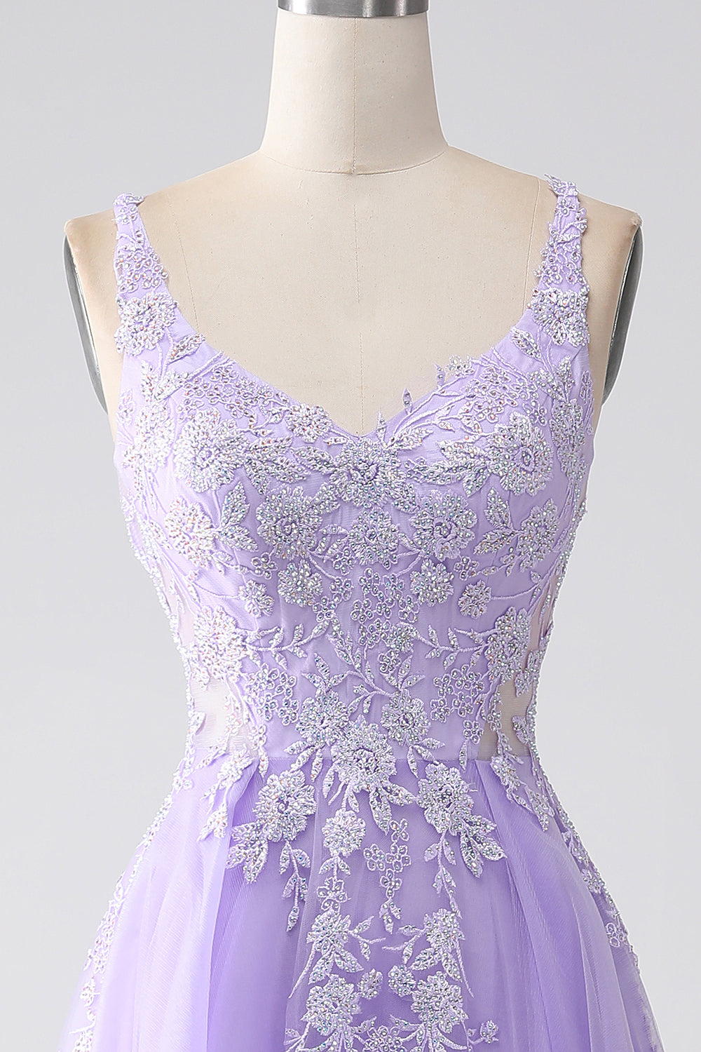 Lilla A-Line Spaghetti Straps Tulle Abito lungo da ballo con applicazioni
