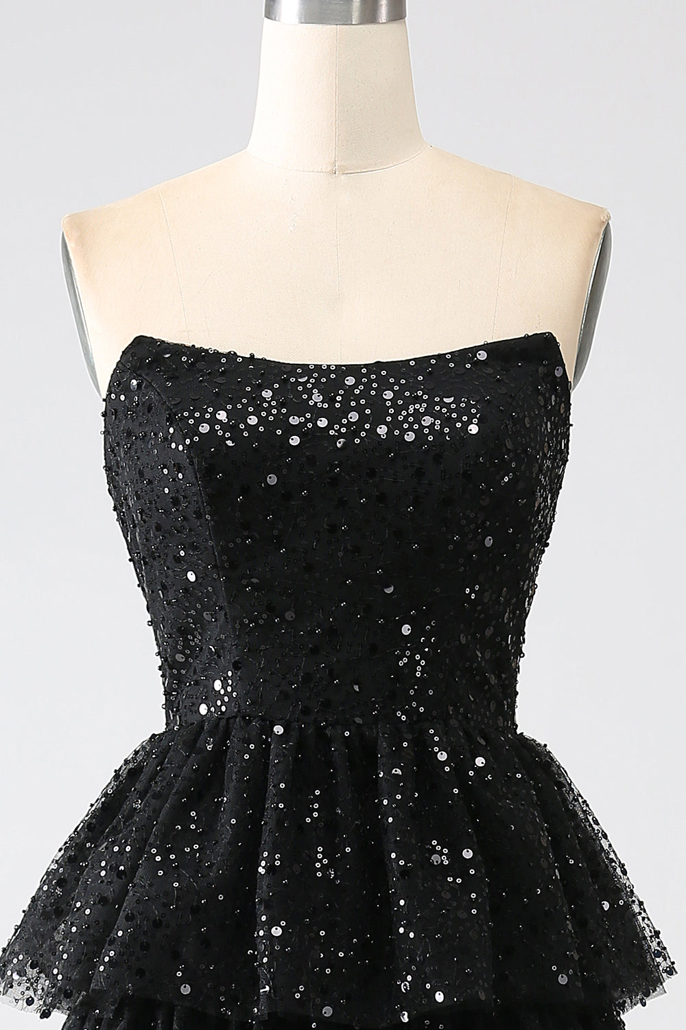 A-Line Paillettes nero a più livelli Prom Dress con fessura
