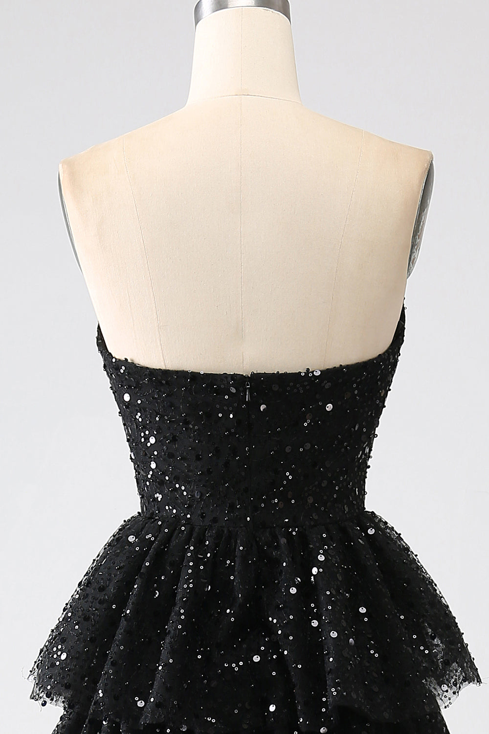A-Line Paillettes nero a più livelli Prom Dress con fessura