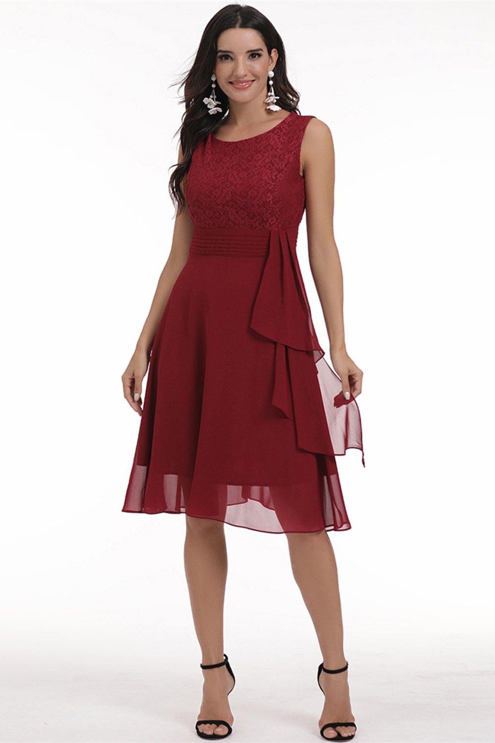 Abito da sposa in pizzo navy con volant