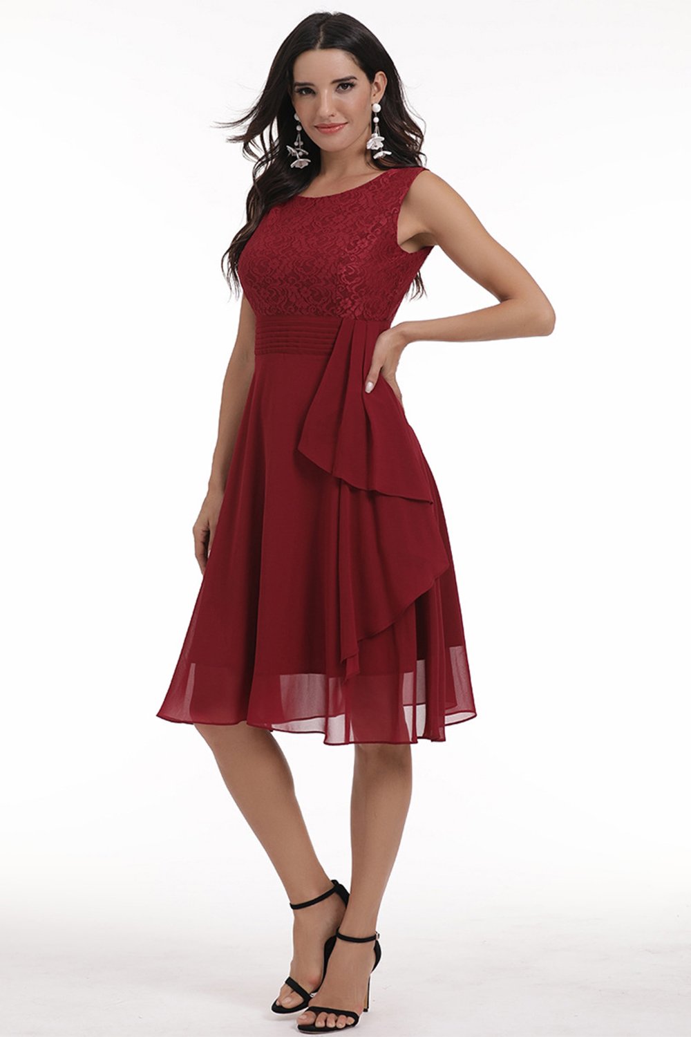 Abito da sposa in pizzo navy con volant