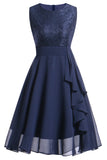 Abito da sposa in pizzo navy con volant
