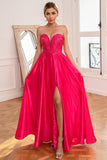 Abito da ballo fucsia senza spalline con spacco