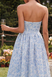 Abito floreale blu A-Line senza spalline alto basso