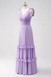 Abito da damigella d'onore increspato in chiffon lilla con volant