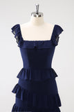 Dark Navy A-Line Tiered Chiffon Abito da damigella d'onore lungo