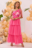 Fucsia una spalla una linea a strati tulle abito da ballo lungo