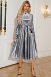 Argento A Line plissettato lungo Prom Dress con maniche lunghe