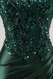 Abito da ballo con paillettes verde scuro a sirena senza spalline con fessura