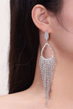 Orecchini pendenti con strass d'argento scintillanti
