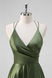 Olive A-Line Spaghetti Straps Increspato Abito da damigella d'onore lungo in raso