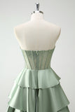 Verde Sweetheart Principessa Satin Tiered Corsetto Lungo Abito da cerimonia con fessura