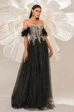 Sparkly Black Off the Shouler A-Line Tulle corsetto lungo Abito da cerimonia con piuma