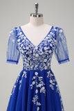 Sparkly Royal Blue A-Line con scollo a V Appliques tulle lungo Abito da cerimonia con maniche corte