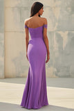Abito lungo formale in chiffon viola con spalla a sirena