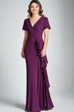 Viola scuro sirena scollo a V maniche corte volant chiffon lungo madre del vestito da sposa