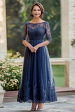 Elegante pizzo blu navy una linea madre dell'abito da sposa con maniche a 3/4