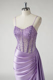 Sparkly viola corsetto in raso laterale mantello lungo abito da ballo con fessura