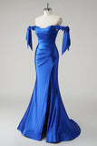Royal Blue Mermaid Off la spalla plissettato Prom Dress