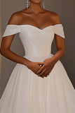 Scintillante avorio una linea tulle fuori dalla spalla abito da sposa plissettato