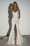 Elegante avorio raso Sweetheart guaina perline abito da sposa lungo con fessura