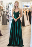 Chic verde scuro Sweetheart A-Line Satin Abito da ballo lungo con pieghe