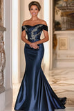 Navy Off the Spalla Mermaid Raso Lungo Madre Del Vestito Da Sposa Con Ricamo