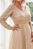 Champagne A Line V Neck Pieghettato Maniche Lunghe Madre Abito Da Sposa