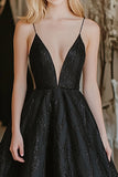 Lace A Line Abito da Cerimonia nero con scollo a V