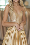 Oro raso Sweetheart una linea increspato Abito da Cerimonia con perline