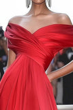 Rosso Off The Shoulder A Line Increspato Abito Di Gala